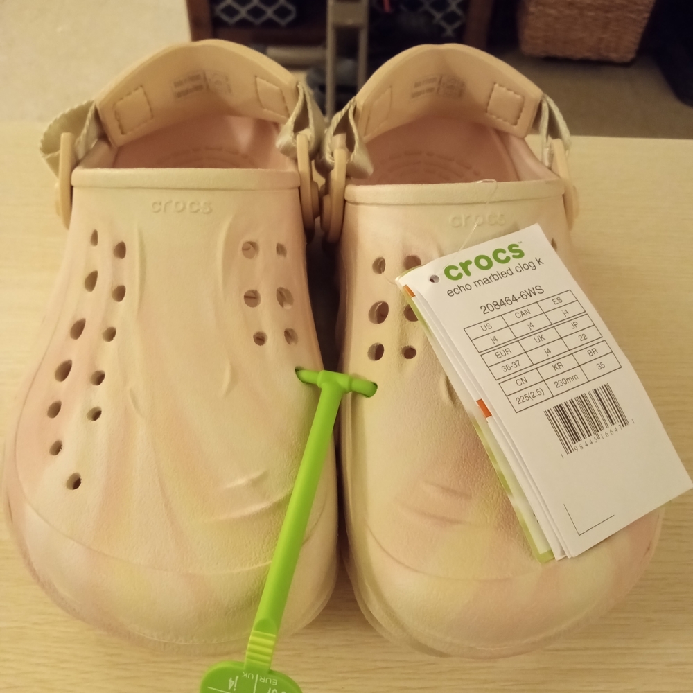 CROCS Kids' Echo Marbled Slippers - Cream and Pink